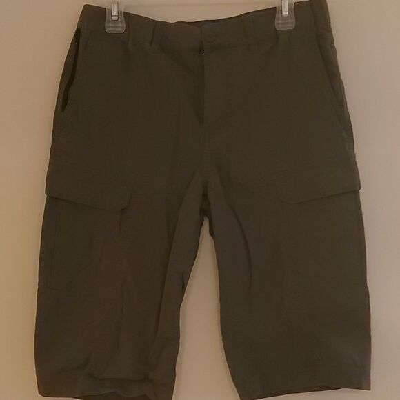 Bossini cotton cargo shorts sz. M - Picture 1 of 3